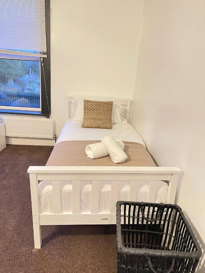 Lovely Dog Friendly, 3 Bed Home Sleeps 8, With Parking & Fenced Garden Work Contractor Leisure, Jasper Кембридж Экстерьер фото