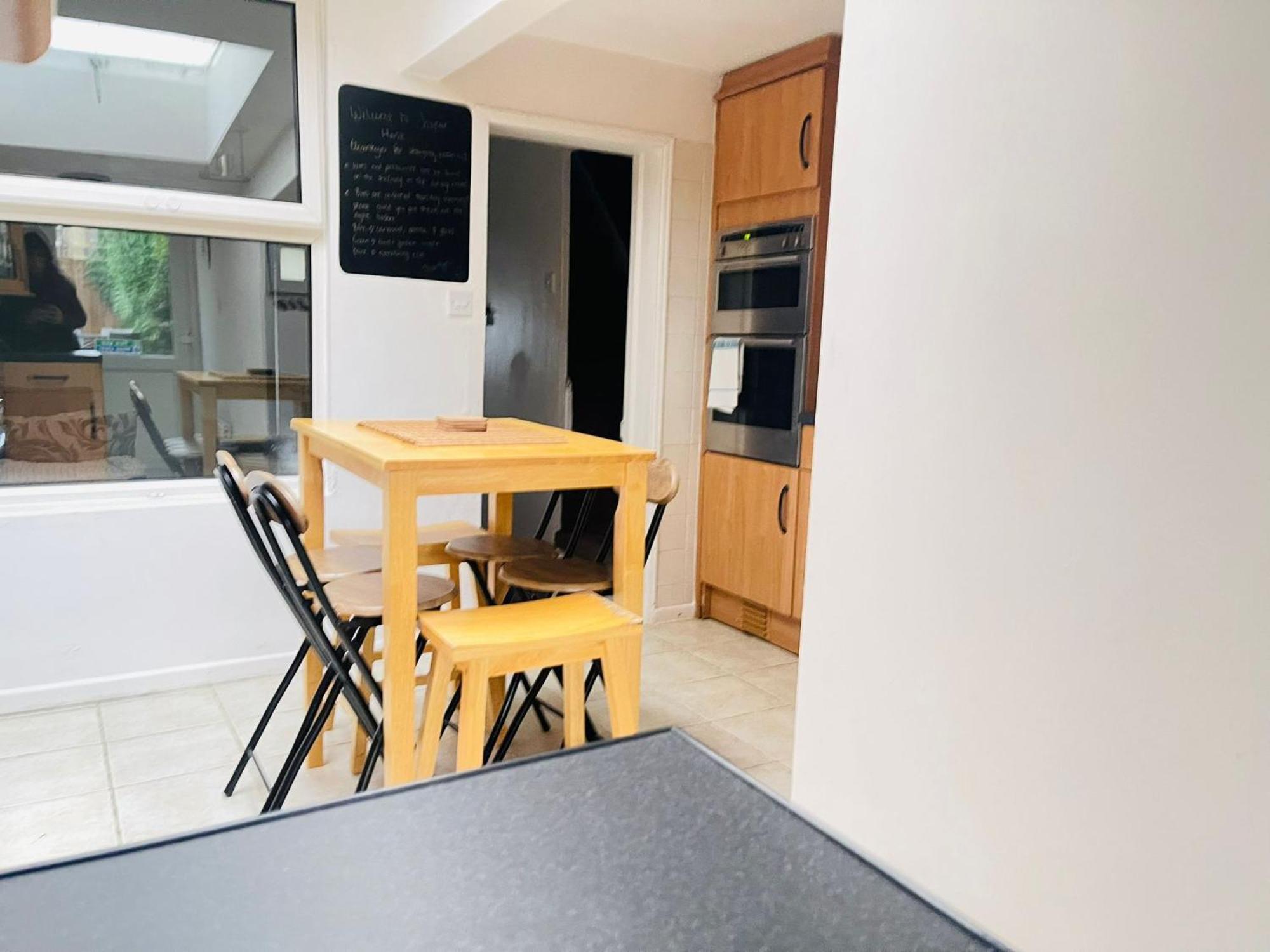 Lovely Dog Friendly, 3 Bed Home Sleeps 8, With Parking & Fenced Garden Work Contractor Leisure, Jasper Кембридж Экстерьер фото